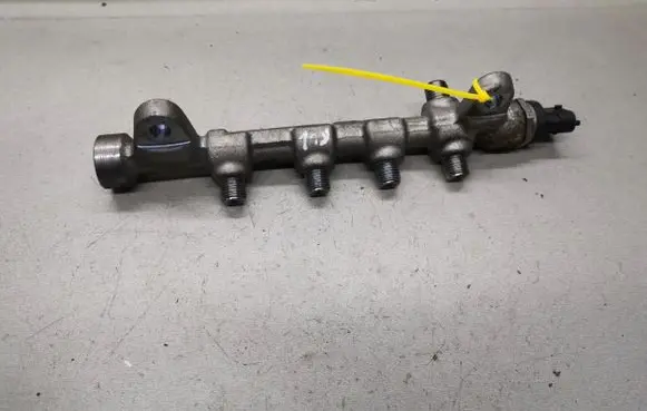 Fuel main line pipe