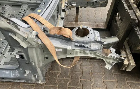 BMW 1 F40 Front side member TM20937