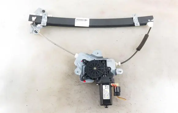 KIA Picanto Front door window regulator with motor 9881007101