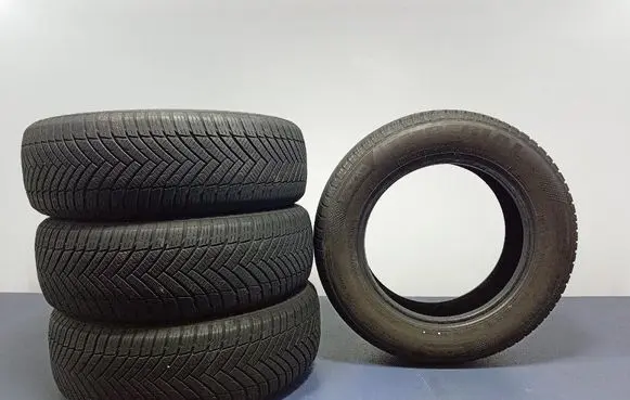 Citroen C5 R17 C winter tire 5420068628049