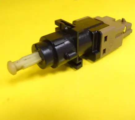 Fiat Stilo Brake pedal sensor switch 46834703 10216