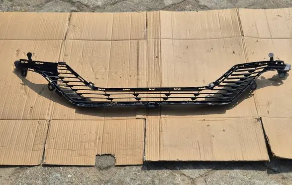 Peugeot 208 Front bumper lower grill 9823209880