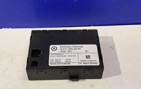 Mercedes-Benz E W211 Gateway control module A2114452600