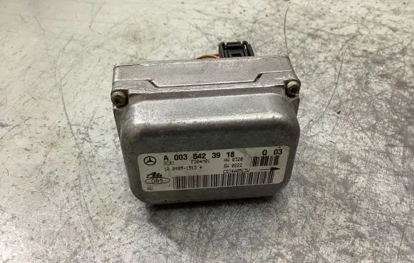 Mercedes-Benz C W203 ESP acceleration yaw rate sensor A0035423918 10098515134