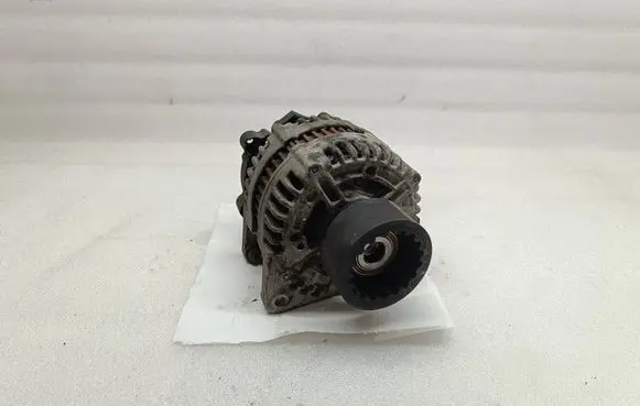 Volkswagen Transporter - Caravelle T5 Generator/alternator 070903139X 14V150A