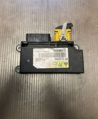 Chevrolet Trax Airbag control unit/module 13586630 SDM1012