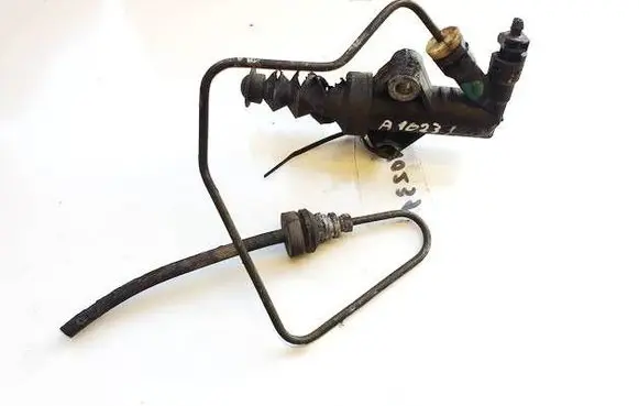 Mazda CX-3 Clutch master cylinder 