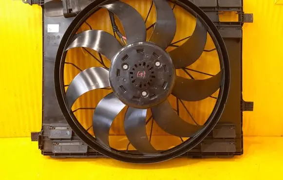 Mercedes-Benz S W223 Fan set A2239060800