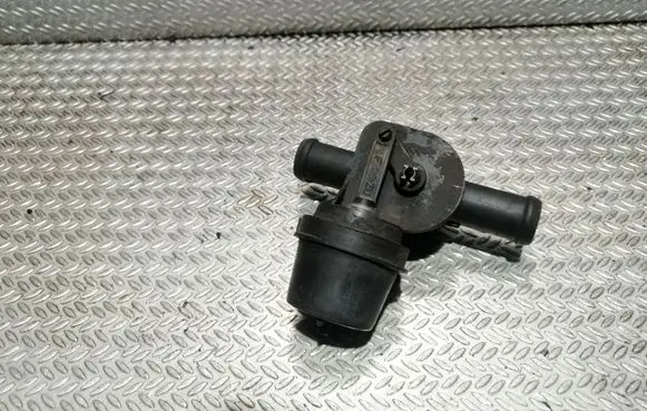 Volkswagen II LT Coolant heater control valve 701121805