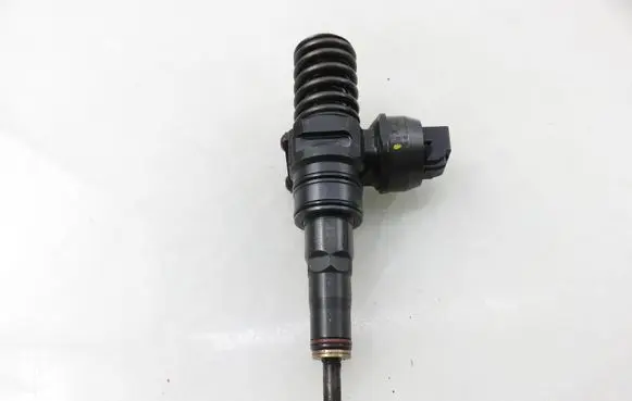 Audi A3 S3 8L Fuel injector 0414720039 038130073AL