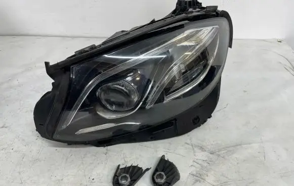 Mercedes-Benz E W213 Headlight/headlamp A2139067506KZ