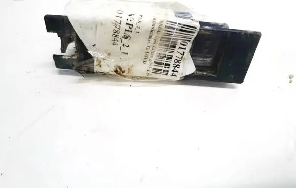 Opel Zafira B Number plate light