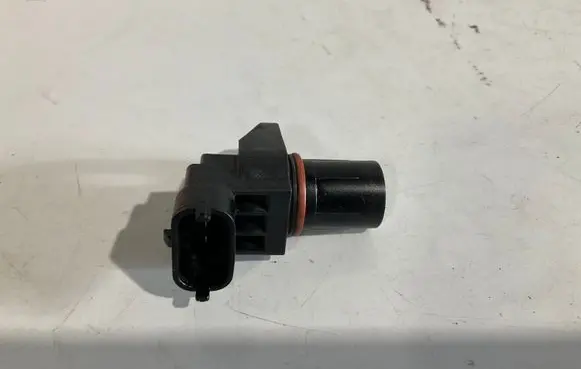 Mercedes-Benz E W211 Camshaft position sensor A0051531323 0051531323