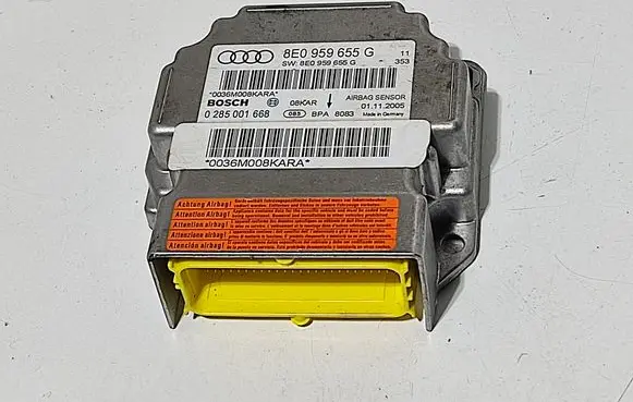 Audi A4 S4 B7 8E 8H Airbag control unit/module 8E0959655G 0285001668