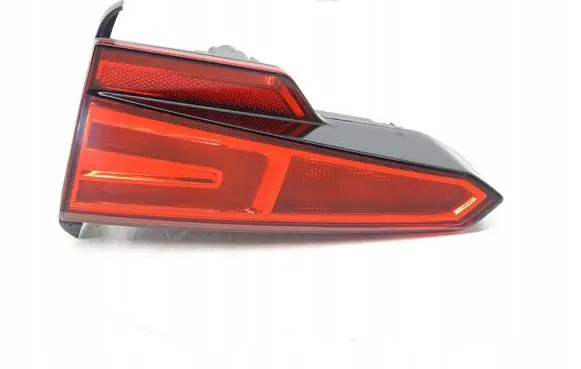 Audi A4 S4 B9 Tailgate rear/tail lights 8W5945076A