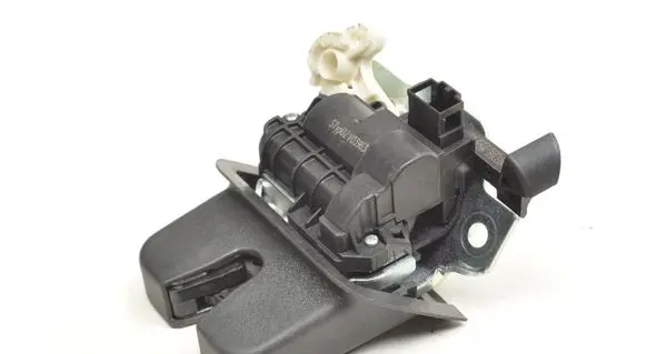 Volkswagen Tiguan Tailgate lock latch 11A82750503S