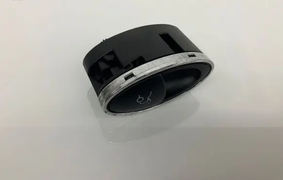 Tailgate opening switch