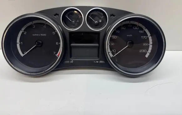 Peugeot 308 Speedometer (instrument cluster) 9665107380 610334 503001550107