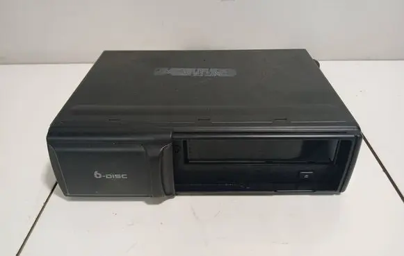 Audi TT Mk1 CD/DVD changer 8N8035111A CXCA1822L6 1665002