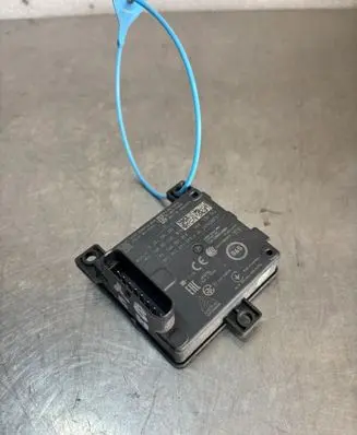 Audi A4 S4 B9 Trunk lid opening control unit 