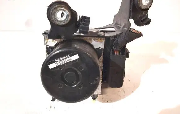 Volvo S60 ABS Pump 31273882