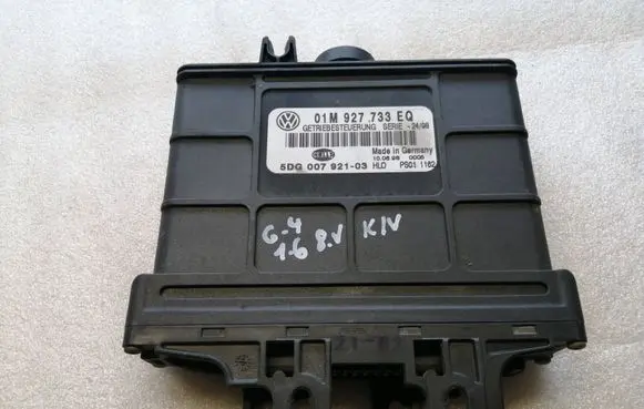 Audi A3 S3 8L Gearbox control unit/module 01M927733EQ 5DG00792103 PS011162