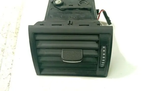 Audi A8 S8 D3 4E Dash center air vent grill 4E0820952
