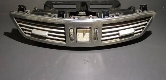 Mercedes-Benz S W221 Dash center air vent grill A2218300954 05569000