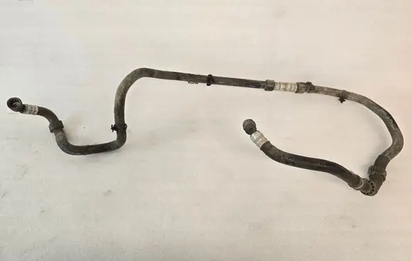 Volvo XC90 Engine coolant pipe/hose 32249147