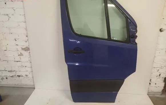 Volkswagen Crafter Front door 
