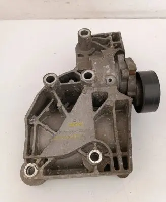 Opel Insignia A A/C compressor mount bracket 55582510 532274354