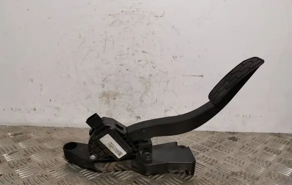 Jaguar F-Pace Accelerator throttle pedal HK839F836CA