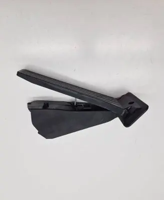 BMW X1 F48 F49 Accelerator throttle pedal 35426859999 21490710 6859999