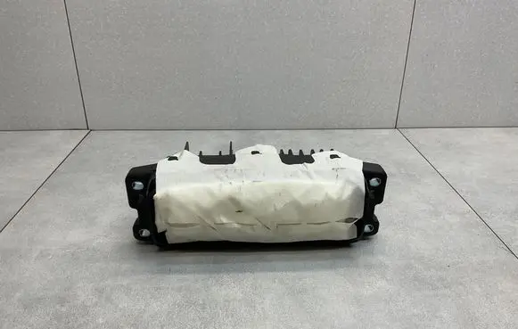 Audi Q3 8U Passenger airbag 8U0880204D