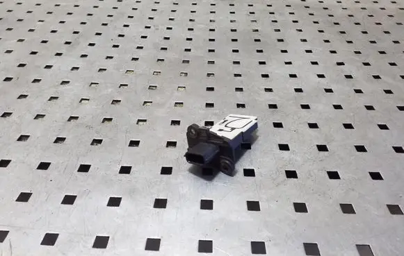 Renault Trafic III (X82) Mass air flow meter 93450753 5WK98504