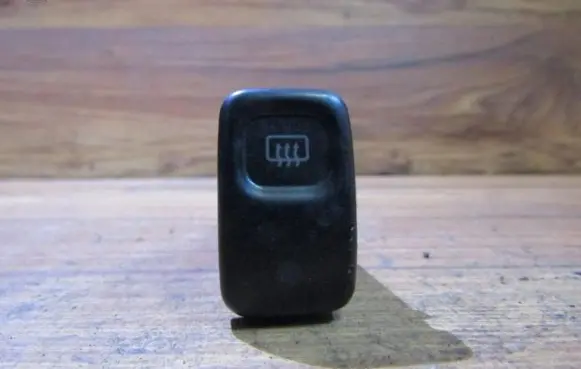 Mazda 323 Windscreen/window heater switch