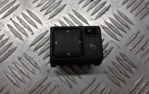 Nissan Micra Wing mirror switch