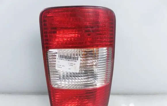 Volkswagen Caddy Rear/tail lights 2K0945111A