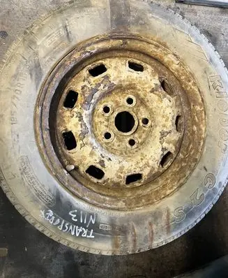 Volkswagen Transporter - Caravelle T4 R15 spare wheel 