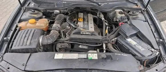 Opel Omega B2 Engine X22XE