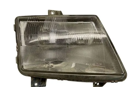 Mercedes-Benz Vito Viano W638 Headlight/headlamp 67629580