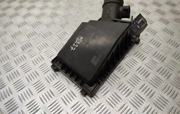 Nissan Almera Tino Air filter box cover BN300 AU600