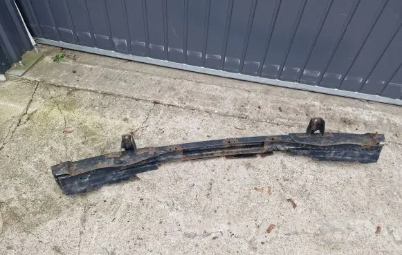 Opel Frontera B Rear beam 