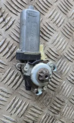 Chrysler 300 - 300C Seat adjustment motor 0390203003
