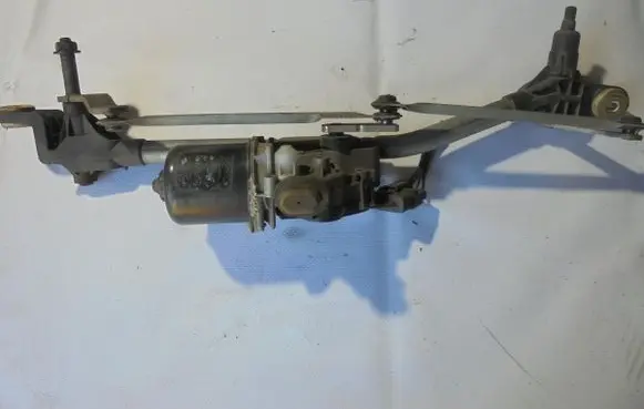 Renault Megane III Front wiper linkage 9259072