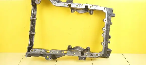 Mercedes-Benz E W212 Oil sump A6510140202 651924