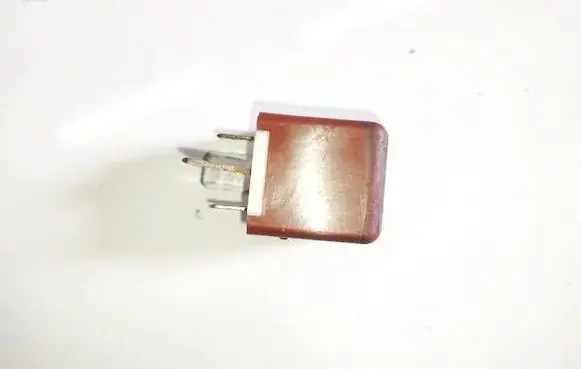 Toyota Avensis T250 Other relay 9098702016