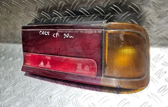 Mitsubishi Colt Rear/tail lights 0438557R 0438557