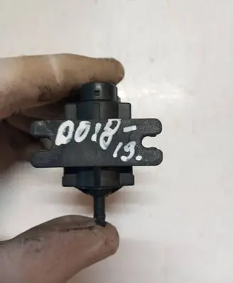 Volvo XC60 Turbo solenoid valve 31219977