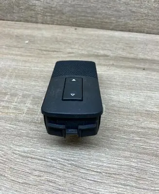 Opel Vectra C Electric window control switch 24437646